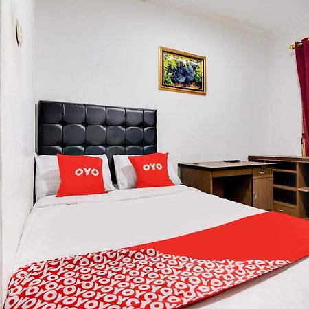 Oyo Life 91994 Sawerigading Jatinangor Syariah Hotell Sayang Exteriör bild