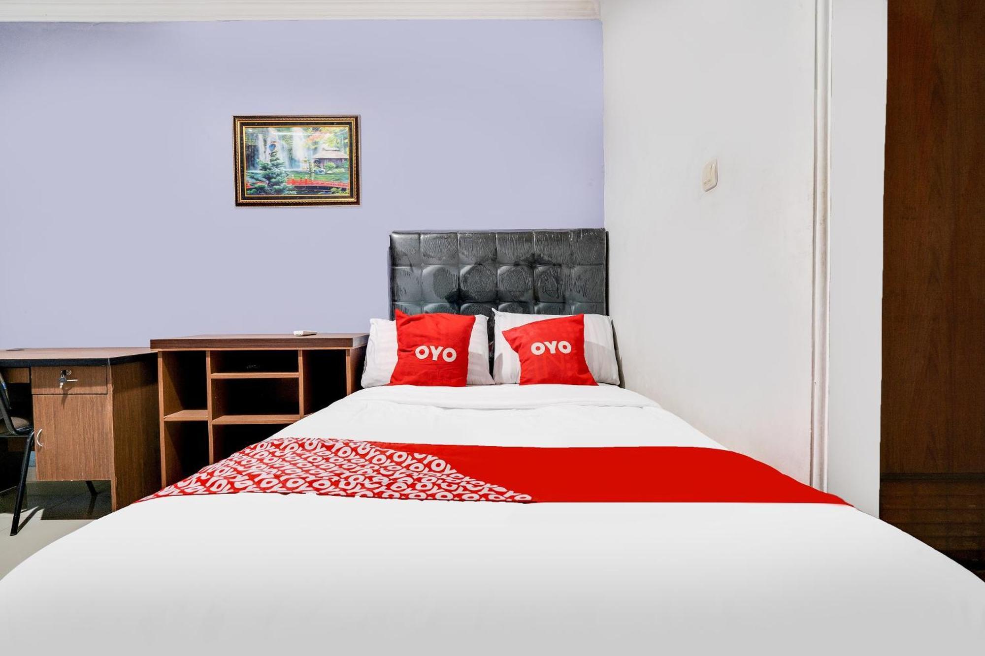 Oyo Life 91994 Sawerigading Jatinangor Syariah Hotell Sayang Exteriör bild