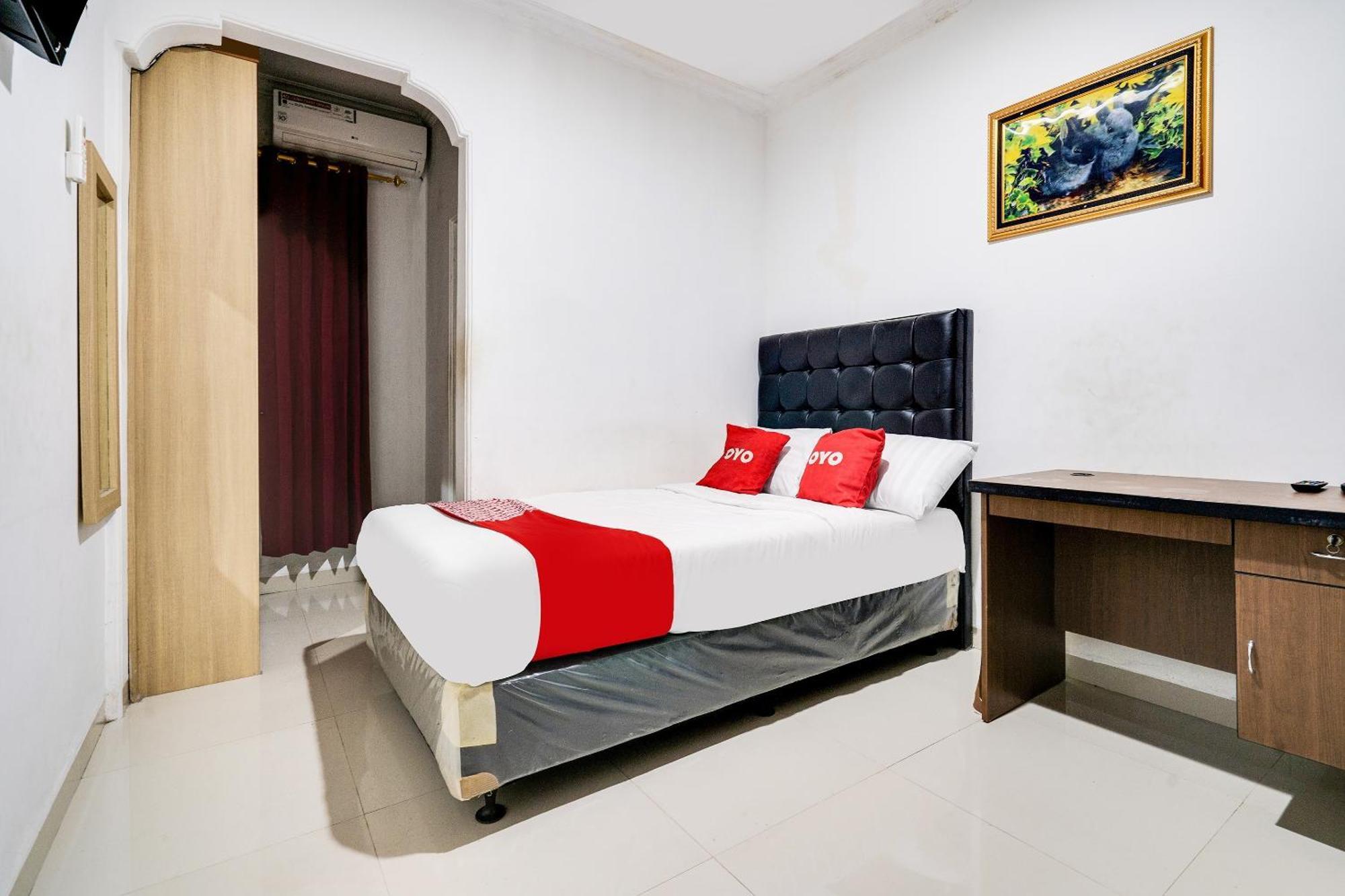 Oyo Life 91994 Sawerigading Jatinangor Syariah Hotell Sayang Exteriör bild