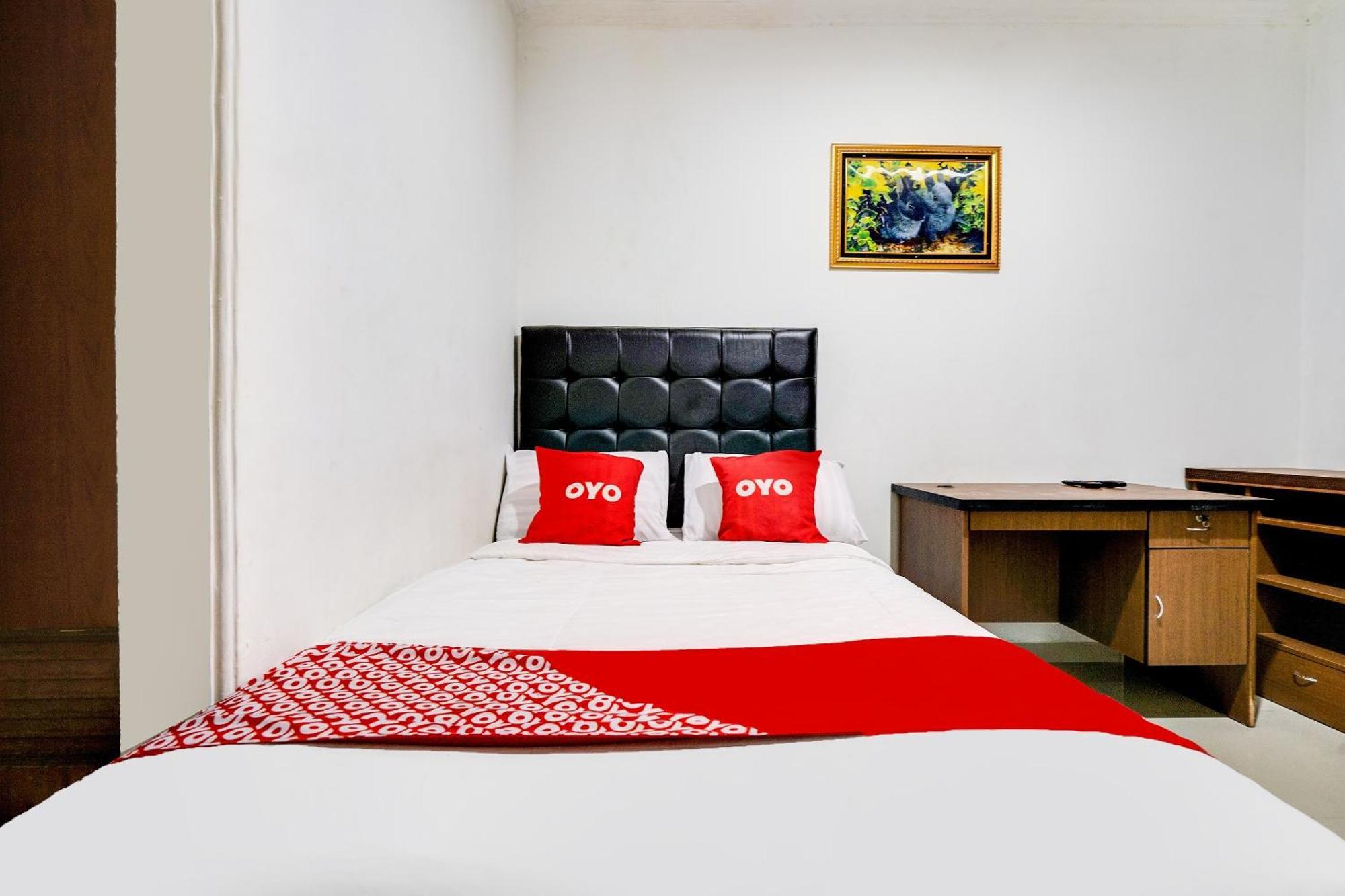 Oyo Life 91994 Sawerigading Jatinangor Syariah Hotell Sayang Exteriör bild