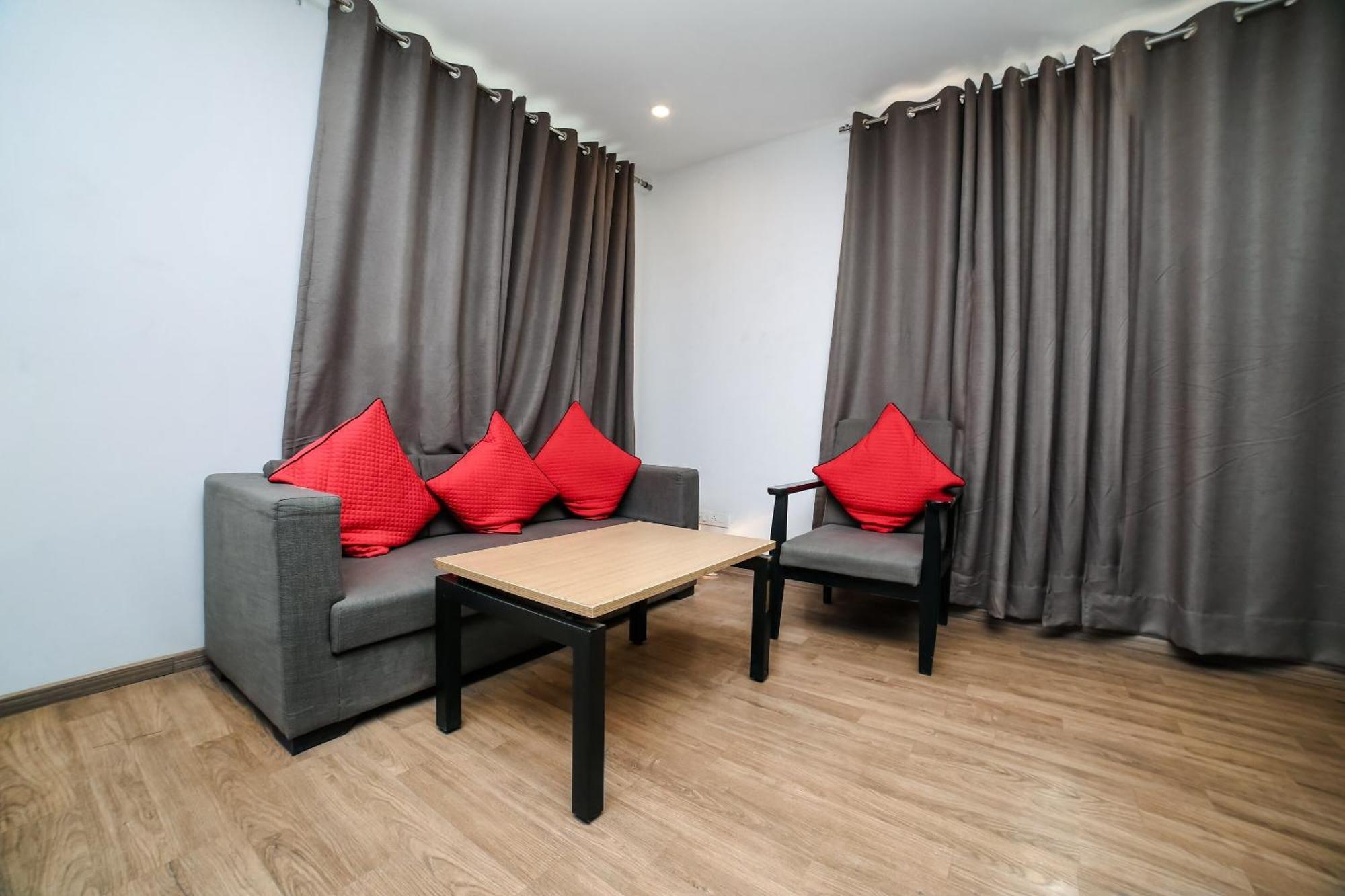 Oyo Life 91994 Sawerigading Jatinangor Syariah Hotell Sayang Exteriör bild